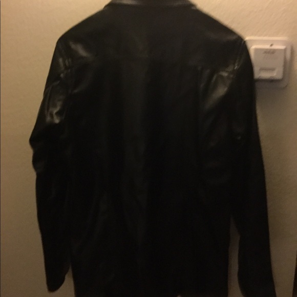 EA collection black Faux Leather Jacket. - Picture 3 of 7